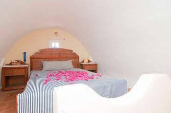 Atlantida Holiday Club Hotel Akrotiri  Ngoại thất bức ảnh